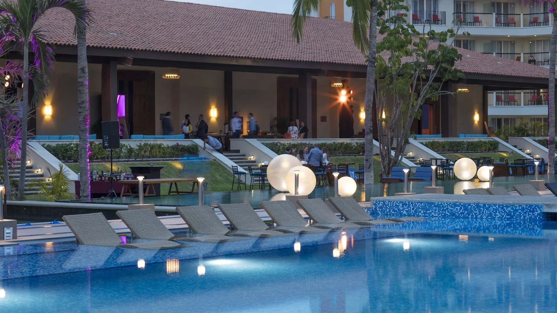 Krystal Grand Nuevo Vallarta Resort